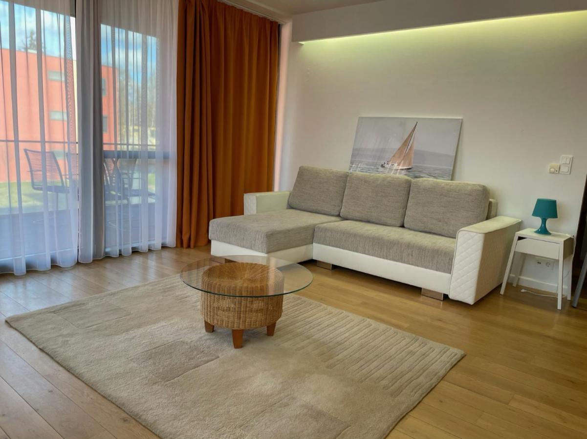 Prime Apartmans Balatonlelle Ngoại thất bức ảnh